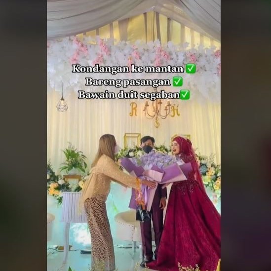 JajanHore's tweet photo. IDE KADO HAMPERS NIKAHAN MANTAN ✨💐

— A THREAD 🌙 https://t.co/JZz6GK7Atw
