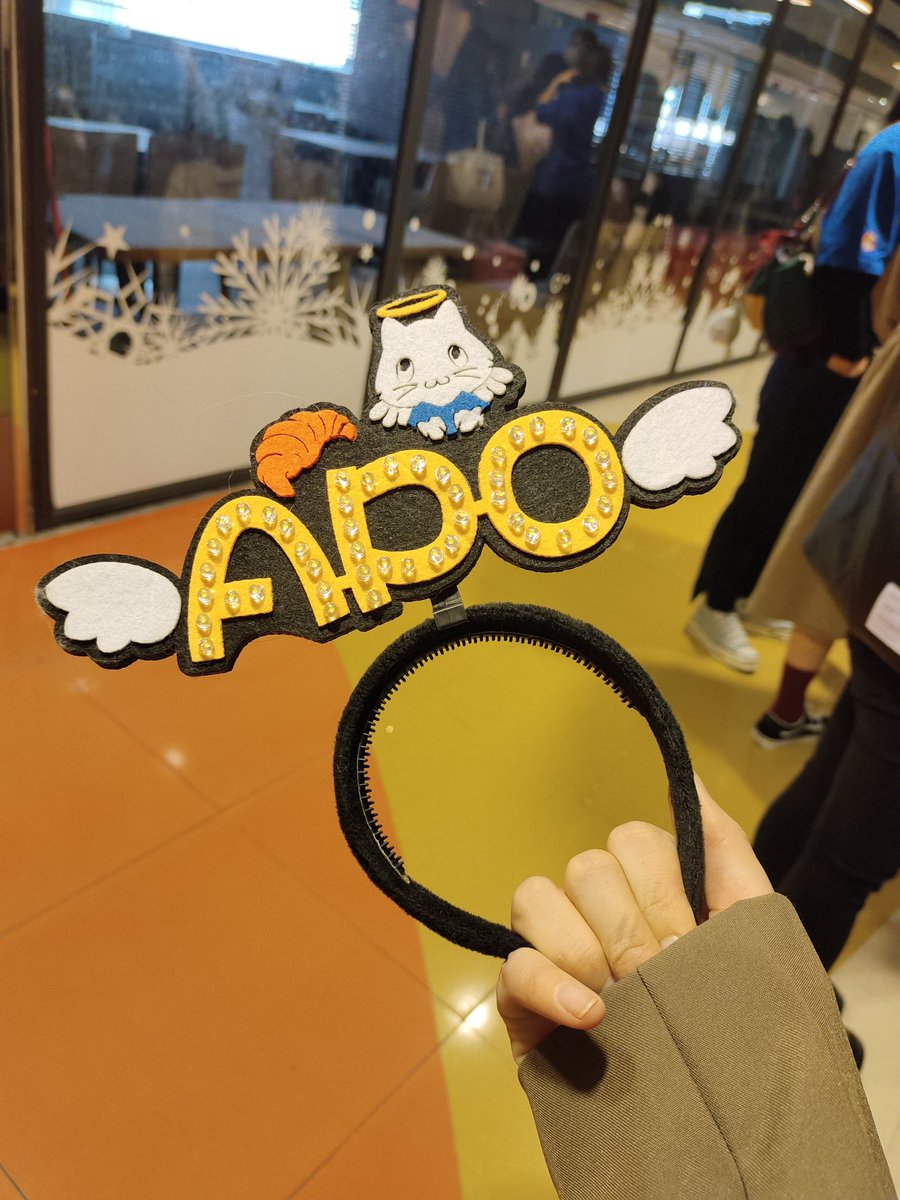 kengwangfei's tweet photo. With two lights, one out, this is my love.
🇭🇰 APO TIME
@Nnattawin1 
#Nnattawin   
#apocolleagues https://t.co/4AnuSIs4tw