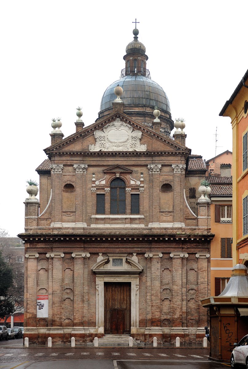 DHMoRe3's tweet photo. 😲Sei mai entrato nella Chiesa del Voto? Proprio lì, una cappella custodisce il capolavoro di Ludovico Lana: un'enorme tela che commemorava la fine della peste, anche grazie all'intercessione del santo di oggi, il nostro patrono #SanGeminiano! 🧙‍♂️#IncantoPatronus https://t.co/xX4DqneP98