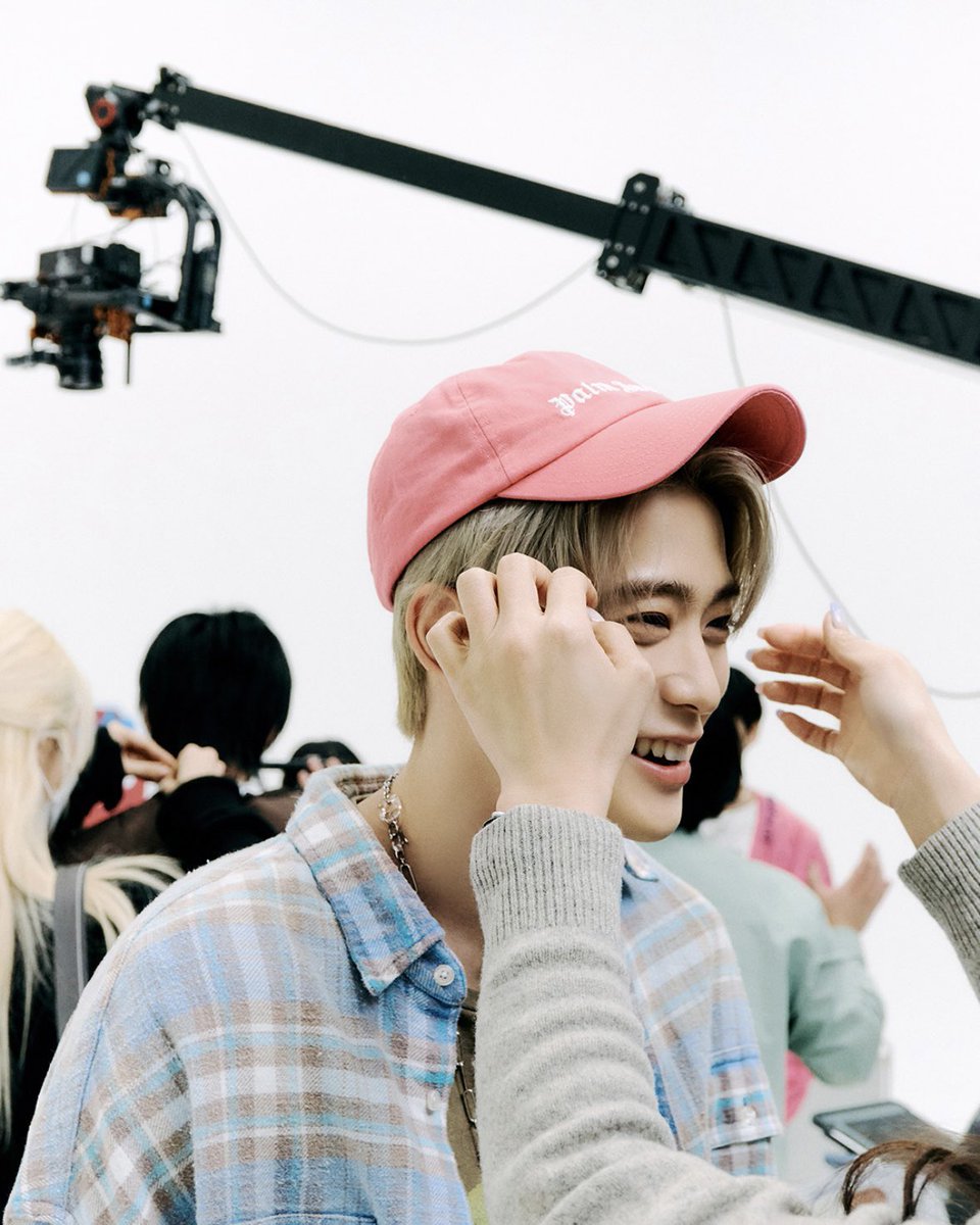hourly jaehyun tweet media