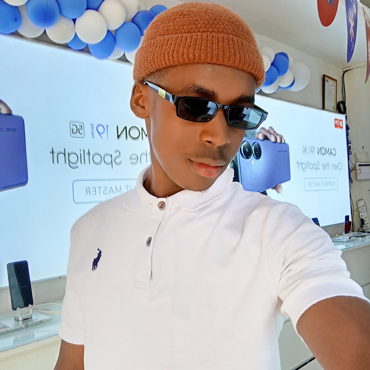 GeorgeBuyondo's tweet photo. #NewProfilePic https://t.co/iPCrVVhQVd