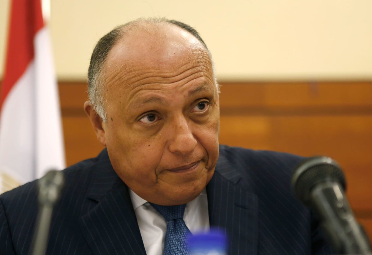 muniradam15's tweet photo. اصبح ملف #سد_النهضة الاستهلاك السياسي الاول بالامتياز، ولم تيأس #القاهرة من طرح الملف على اي مسوؤل رفيع يقدم اليها. تصدر الملف سلم المباحثات بين #شكري و #بلينكن.. نست #القاهرة أن إدارة #بايدن لم تعد تهتم كثيرا بالملف وكذلك #مجلس_الامن.. متى تفوق من الغفلة.. ربما بعد اكتمال السد ! https://t.co/qHhmohVpmO