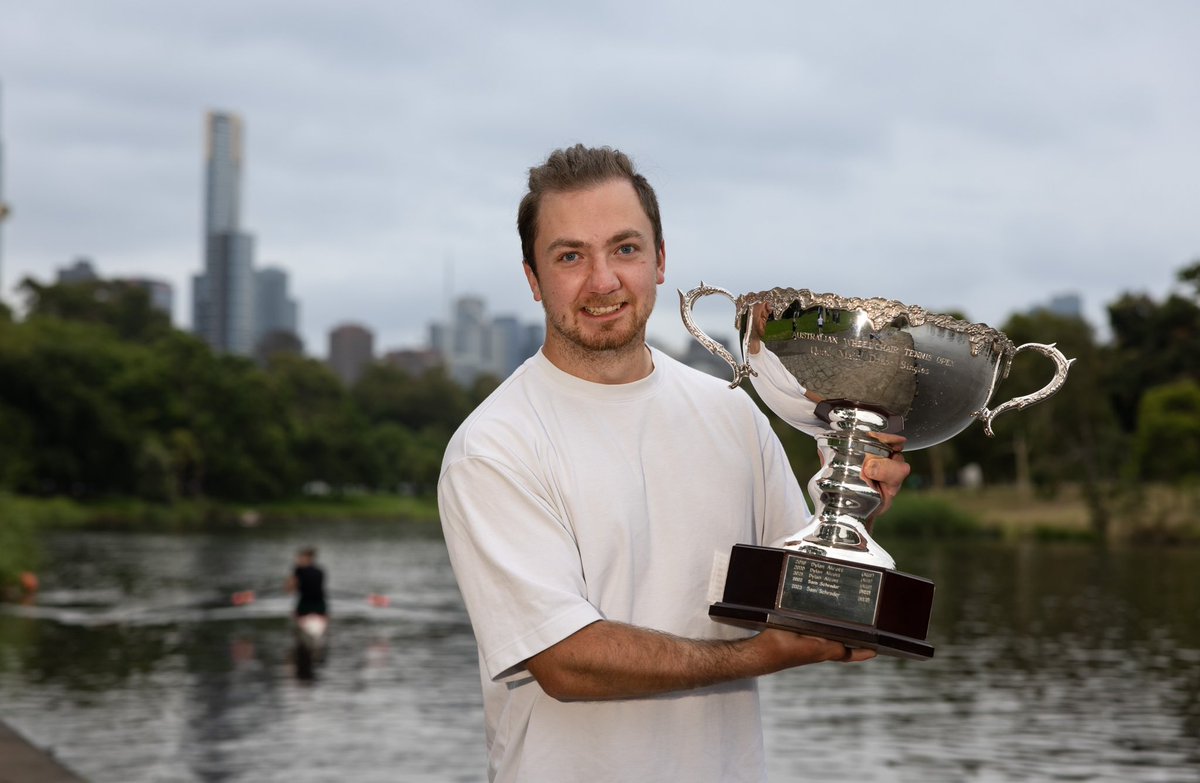 Sam Schröder tweet media