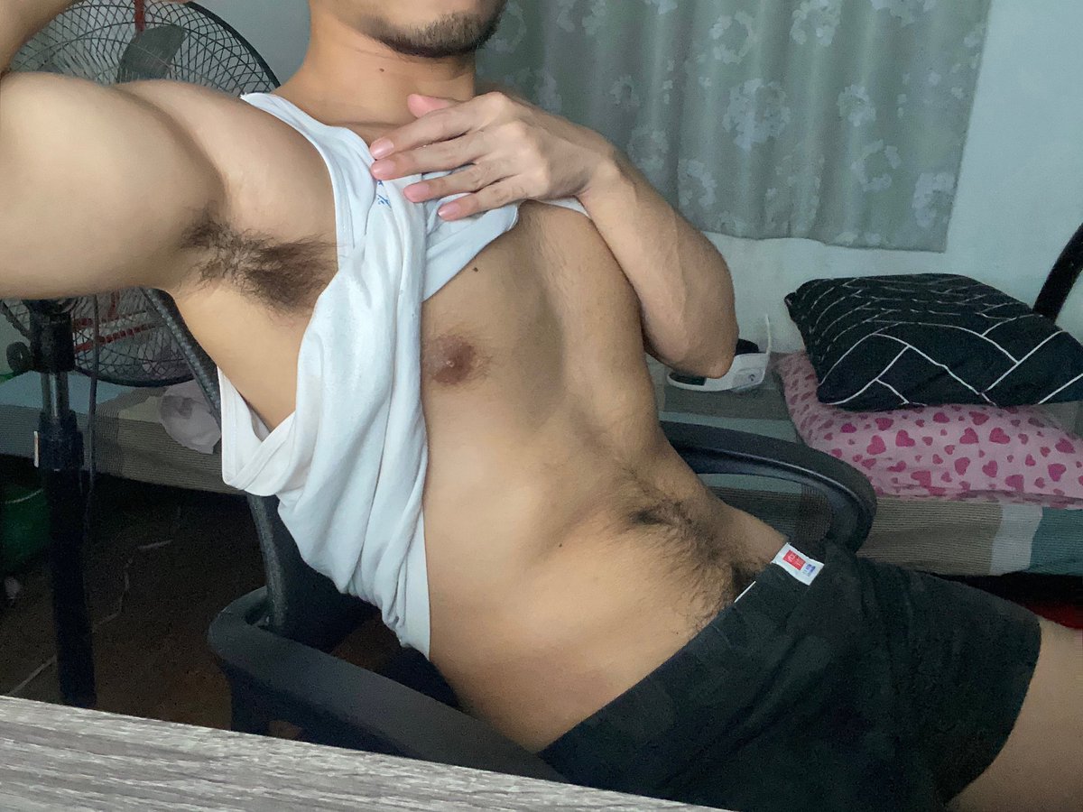 avatar6583's tweet photo. Wfh 🧑🏻‍💻 https://t.co/X39EMAE4y7