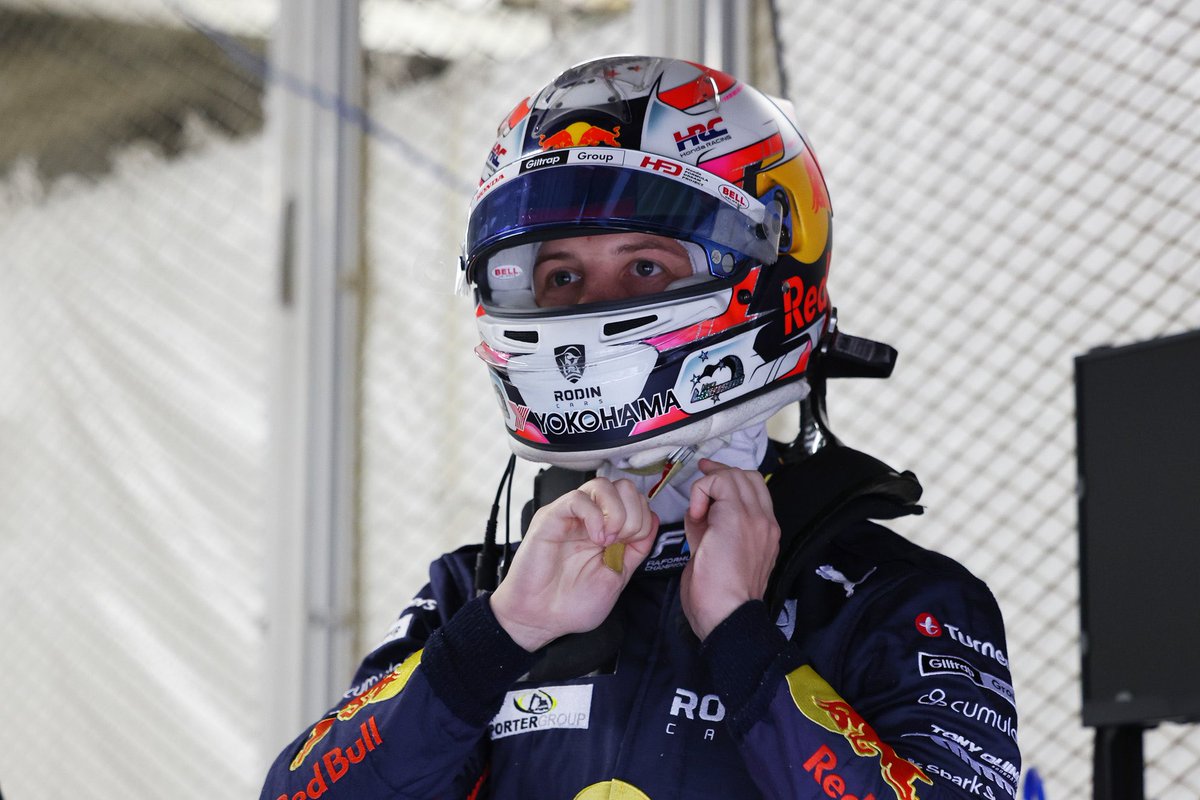 SUPER FORMULA tweet media