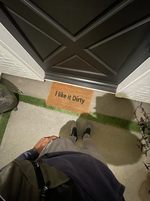 So everybody Ho3s ?&hellip; BET🙂 https://t.co/6Sr0G2BAzb<a href="/tag/ebony"class="tags"><span>#ebony</span></a><a href="/tag/onlyfans"class="tags"><span>#onlyfans</span></a><a href="/tag/videossoon"class="tags"><span>#videossoon</span></a>