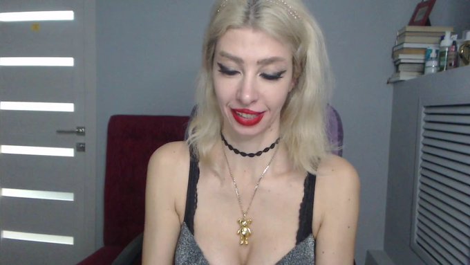 I'm online @MyFreeCams! #onmfc https://t.co/PlGLdxpm31 💚 https://t.co/oe1Jb6rOiv<a class="tags" href="/tag/myfreecams">@myfreecams</a><a href="/tag/onmfc"class="tags">#onmfc</a>