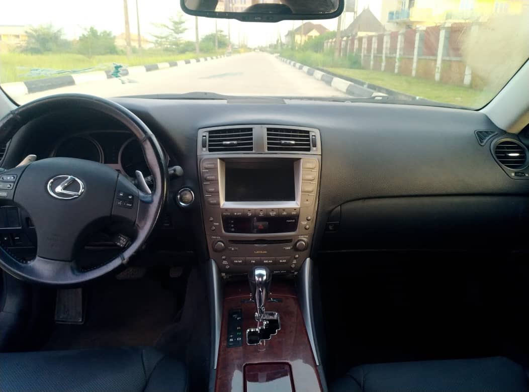 ExsphereAutos's tweet photo. Toks Lexus Is250 2007 model
Accident free
Sparkling clean 
Sound engine and gear
Ac chilling 
Legs are good
Navigation screen 
Alloy wheels 
Buy and drive.
Price 4.6m
08141256640
Lagos! https://t.co/3Pi1cHb1fl