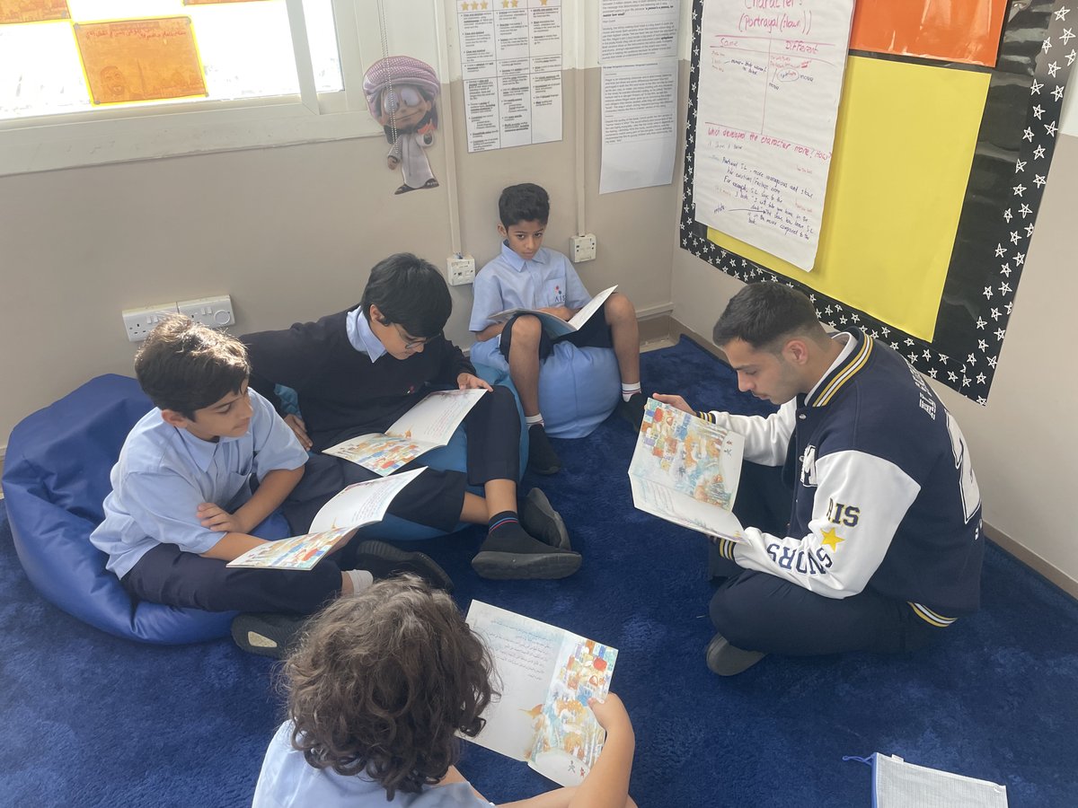 AIS_SrSecondary's tweet photo. Yesterday our Grade 11 and Grade 2 students came together in an activity called 'Buddy Reading'. Grade 2 students were excited to have senior students join their Arabic class and read Arabic books with them. 📚
#AISGrade11 #AISGrade2 #AISSrSecondary https://t.co/1zFd6HsMqu