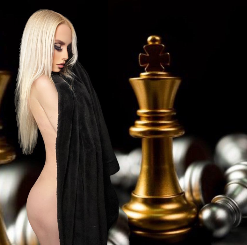 Simonna's tweet photo. 🖤 #Checkmate https://t.co/aMcxPROsdk