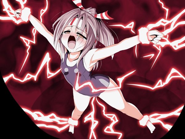 #くそ寒いので水着絵を貼る
特に理由のない快感電撃が特に理由もなく旧スクを着せられた瑞鳳ちゃんを襲うーー‼️ 