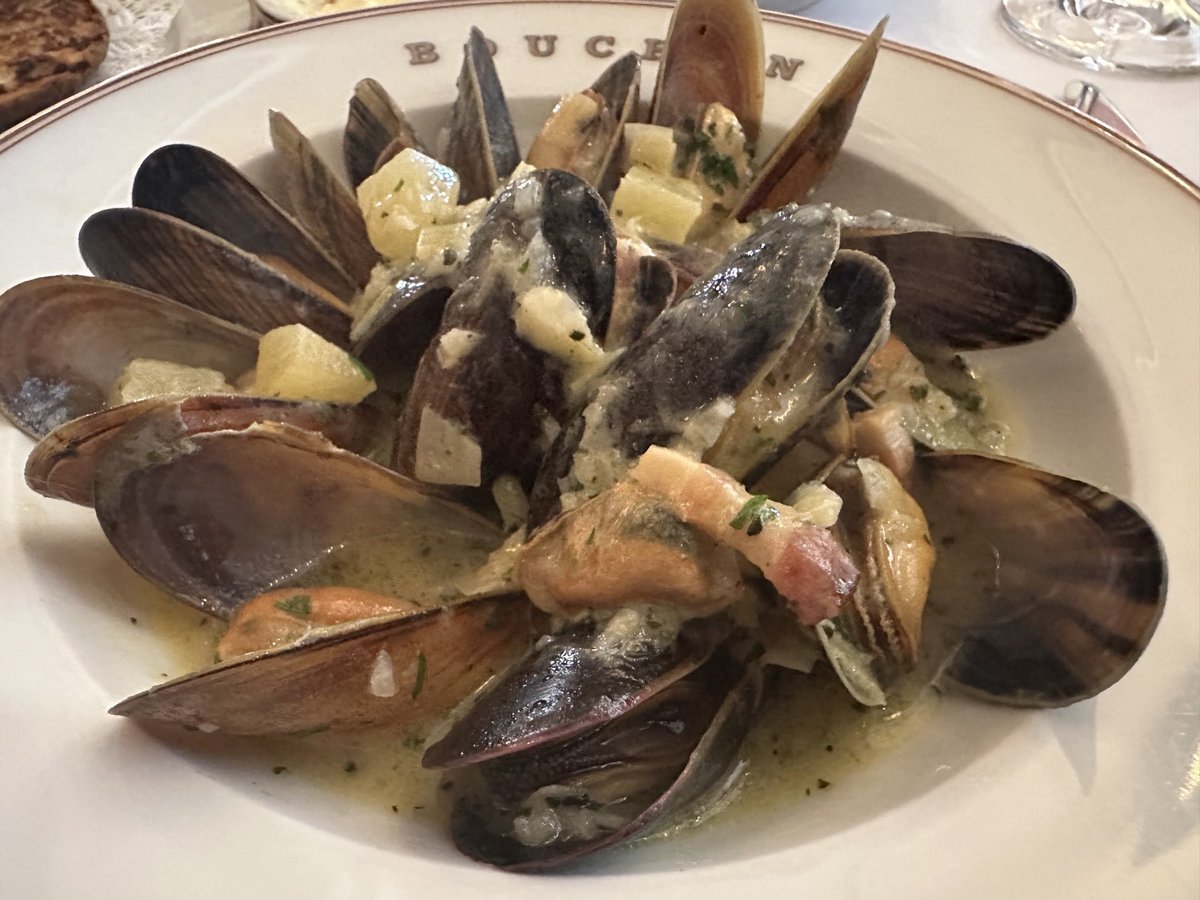 James_Mathur's tweet image. Interesting Normandy menu @Bouchon_Bistro 
All about the apples.
Stacking sats with @Gemini