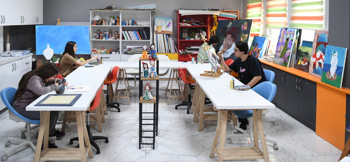 👩‍🏫Bilim ve sanat merkezlerine öğretmen alımı amacıyla hazırlanan “2023 Yılı BİLSEM Öğretmen Seçme ve Atama Kılavuzu” yayımlandı.

📢Başvuru işlemleri 06-10 Şubat 2023 tarihleri arasında mebbis.meb.gov.tr  adresinden yapılacaktır.
<a href="/tcmeb/">Millî Eğitim Bakanlığı</a>

Bilgi için👉meb.ai/L0xHy2