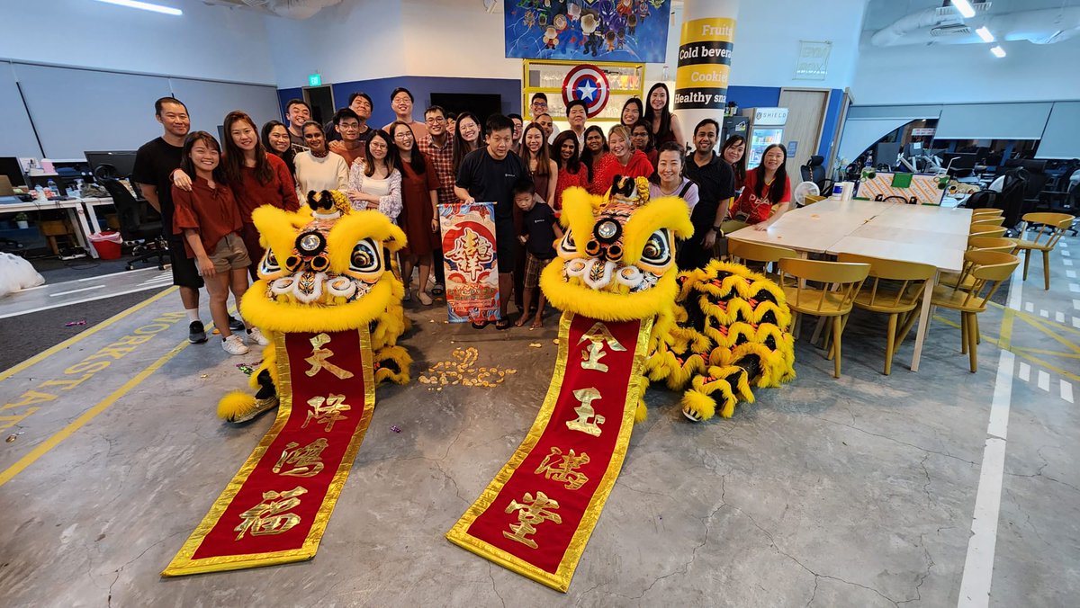 shieldfraud's tweet image. #teamSHIELD ushered in the Lunar New Year with a traditional lion dance performance and lo hei to toss up good fortune and prosperity.

Looking forward to the Year of the Rabbit and may it bring good health and wealth for all!