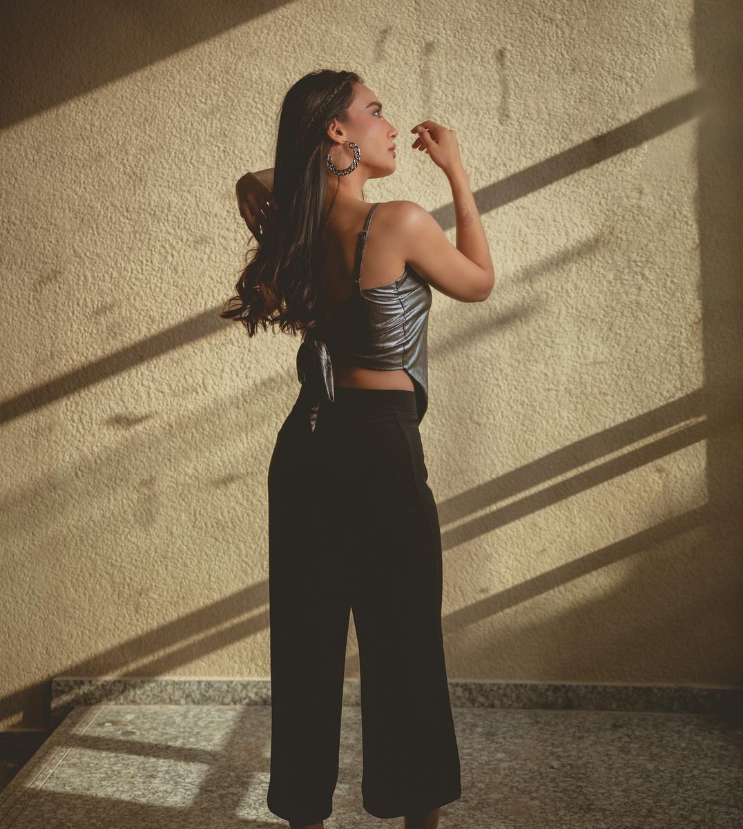 SurbhiJ_Anjali's tweet photo. Freaking hottttttttttt 🔥🥵 ||

@SurbhiJtweets #surbhijyoti https://t.co/W48uesJ9L4