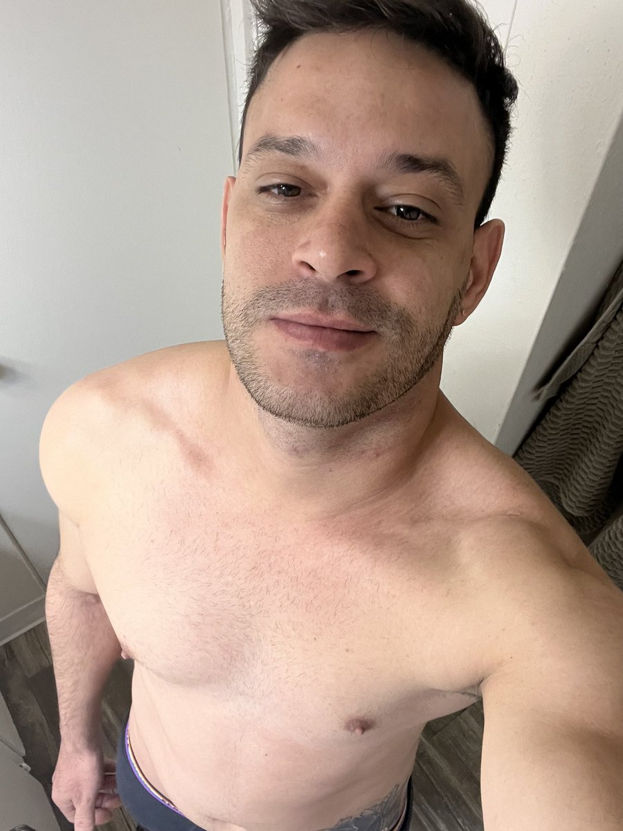 RickyArias91's tweet photo. Good night papi’s 😉 https://t.co/LRAX7U7PVe