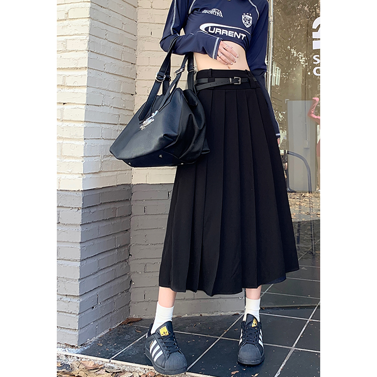 Wear_Blossom's tweet photo. [RT추첨]

🌸벨트 플리츠 스케반🌸

길게 내려오는 기장이 매력적인 스커트에요

딱딱 각맞춰 주름진 플리츠 라인이 시크한 매력을 더하며

함께 매치되어있는 벨트가 밋밋하지 않게 중심을 잡아주어요🖤

폭넓게 즐기기 딱이랍니다😎

사이트https://t.co/qXFLU40cst
블로그https://t.co/HAadtCz6u3 https://t.co/jGajomMQmQ