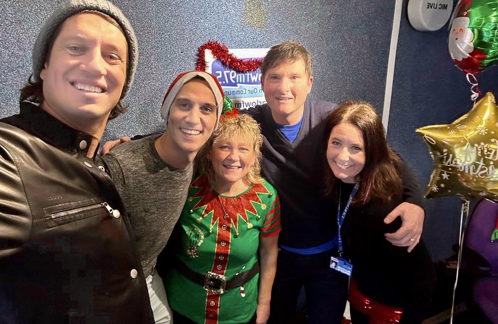 angie_buk's tweet image. @vernonkay great to hear you back @BBCRadio2 . Who once said “ once that fader goes up” 😂 
Thanks for the fun radio time @MarlowFM . #crackers #beattheintro #radiofun
