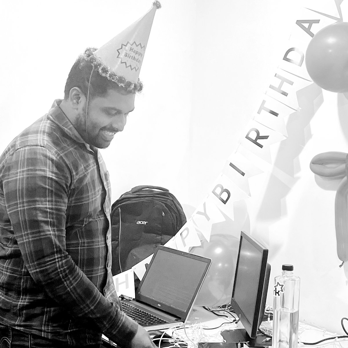 LAYOUTindex's tweet photo. It seemed like half the office was born in Jan..

#January2023 #birthday #birthdaycelebration2023 #innovationcenter #layoutindex #teamspirit #teamwork #softwaresolutions #HappyTeam #teamlayoutindex https://t.co/TgdZECypQw