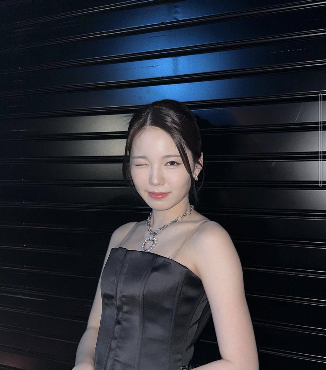 yushtm's tweet photo. #NiziU #Pradise #Blue_Moom
#Already_Special #CLAP_CLAP
姫インスタ来た~!
韓ドラの女優さんみたい
綺麗過ぎる!綺麗過ぎる!
姫〜!愛してます~🤩🦥🌷💗 https://t.co/Gaaw9ohQLH