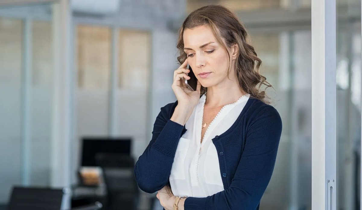LawCareLtd's tweet photo. @LawCareLtd was contacted 849 times for support in 2022.

We spent 250 hours talking to callers on the phone.

Our 36 volunteers spent 3,826 hours manning the lines.  

If you need to talk, you can call our helpline on 0800 279 6888 or email support@lawcare.org.uk.

#mentalhealth https://t.co/6lOPa3iC4i
