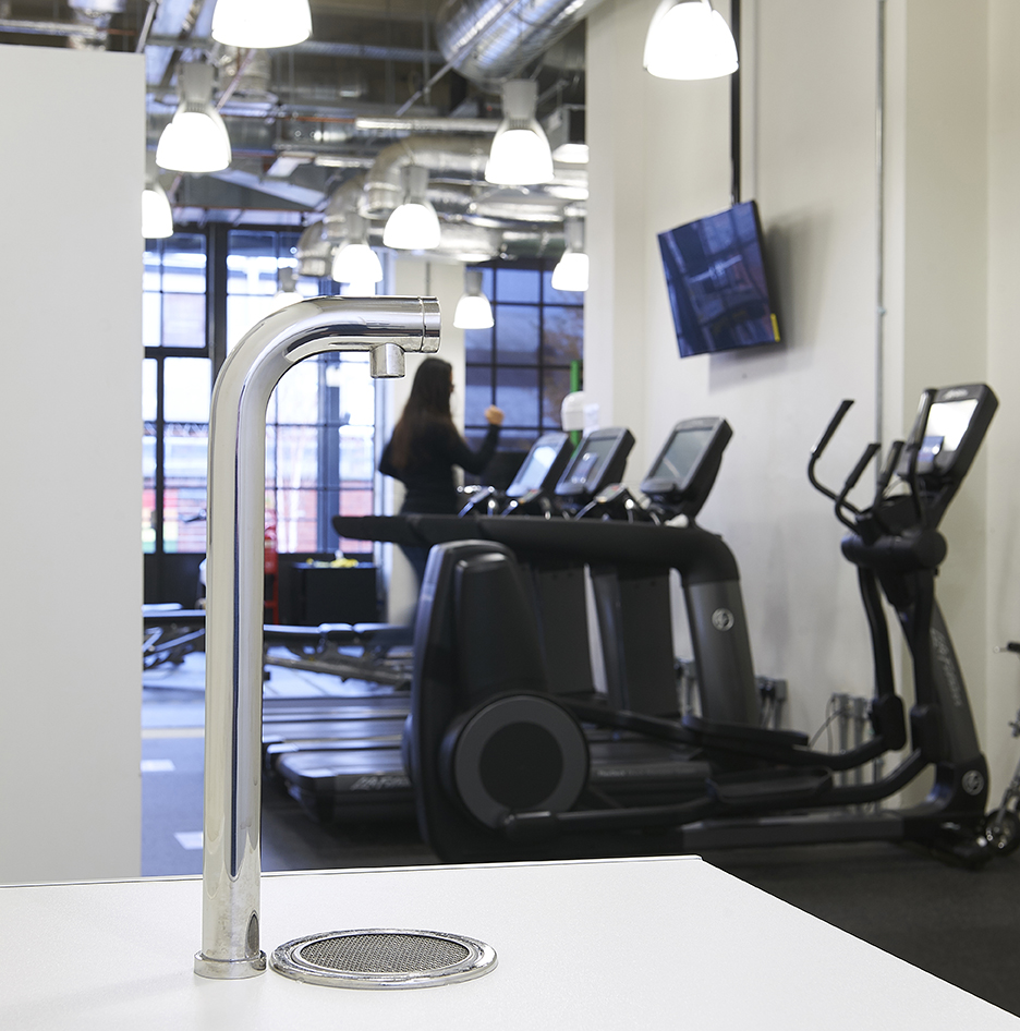 “If your body is a temple, then work out like it matters!”💪🏋🏻
 
Drinking water 💦 after a workout and throughout the day, helps you maintain a higher level of productivity for your body and mind.

aqualibra.com/products/aqua-…
 
#health #filteredwater #productivity #wellbeing #water