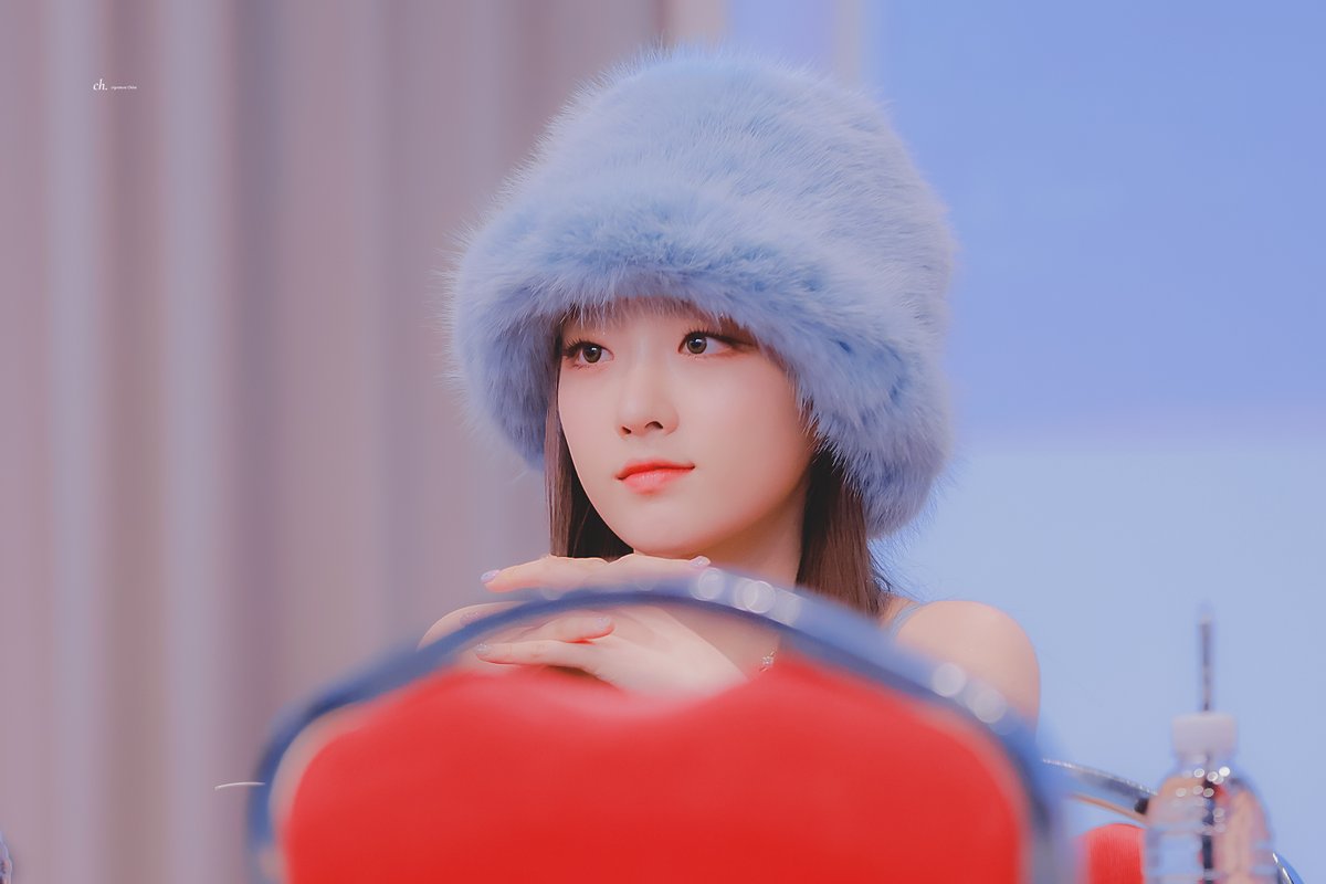 ch_lo2's tweet photo. 230127 클로이

🫠

#시그니처 #cignature 
#클로이 #Chloe
@cignature_J9 https://t.co/MUzMohFy7H