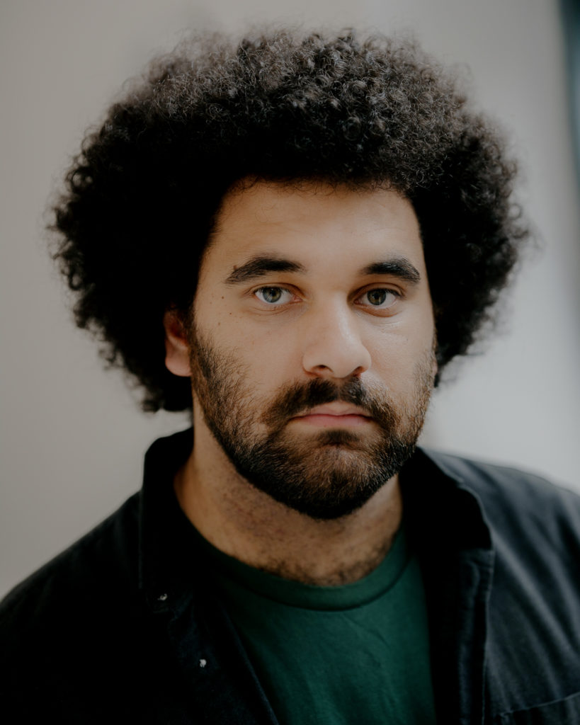 Happy Tuesday &amp;  Happy Gap Day ! 🌞

Designer, devisor &amp; maker Sorcha Ní Chrónín is being hosted by <a href="/CourthouseGall1/">CourthouseGallery</a> who are 1st time hosts today 💚💚

Taking a 2nd #gapday this week is writer @cn__smith is being hosted by <a href="/Droichead_Arts/">Droichead ArtsCentre</a>