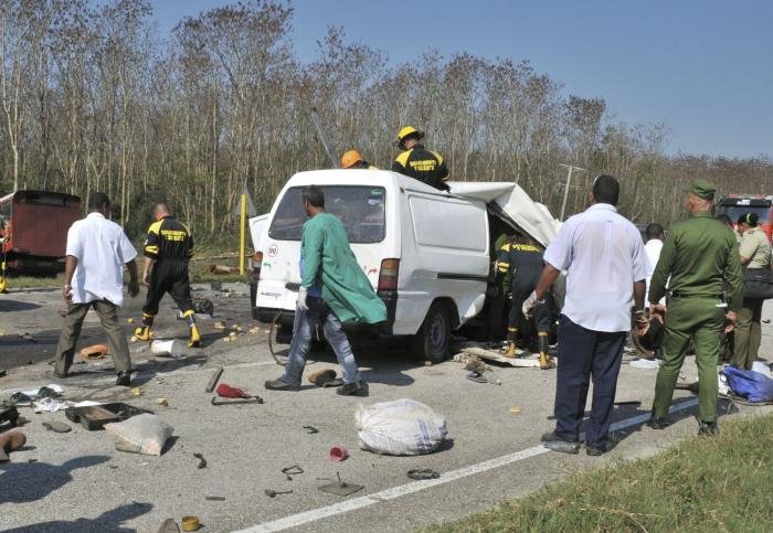En 2022 ocurrieron, como promedio diario, 27 accidentes de tránsito, con dos fallecidos y 20 lesionados. En el 59 % de los hechos hubo al menos una víctima, aumentando así el factor de riesgo y su peligrosidad.  Hubo 9 848 accidentes, 700 fallecidos y 7 547 lesionados. #Cuba