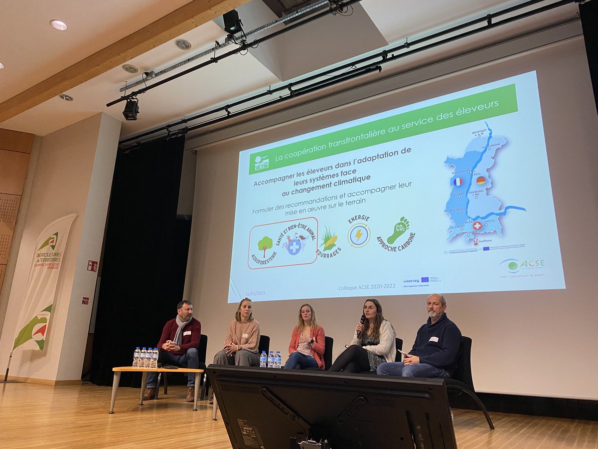[Colloque ACSE]
Changement climatique &amp; adaptation des #élevages : quels enseignements du projet KLIMACO ? 🐮 
Réponse par Estelle Leroux de la Chambre d’agriculture d’Alsace