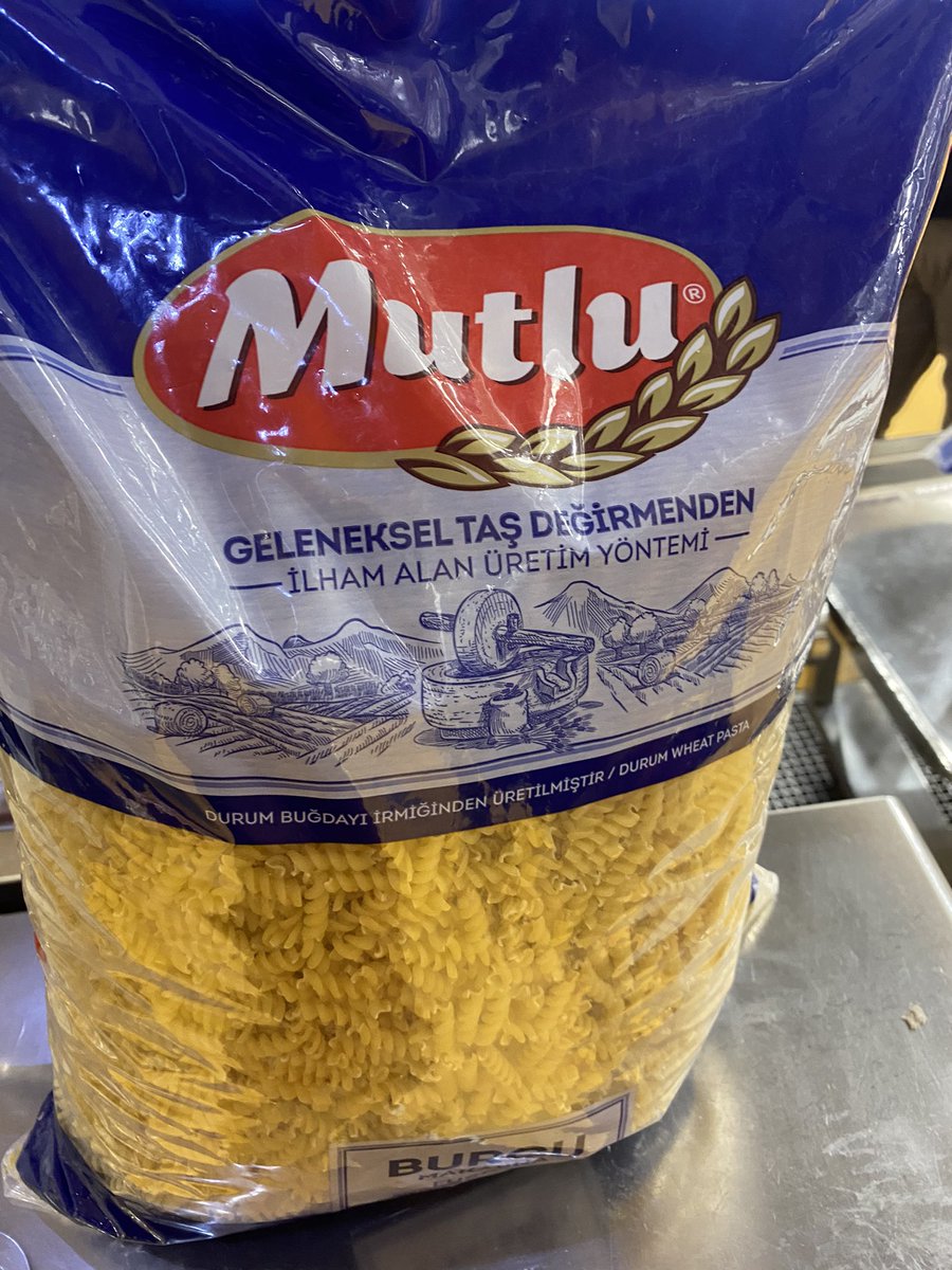 Makarna bile mutlu biz ne zaman olacağız