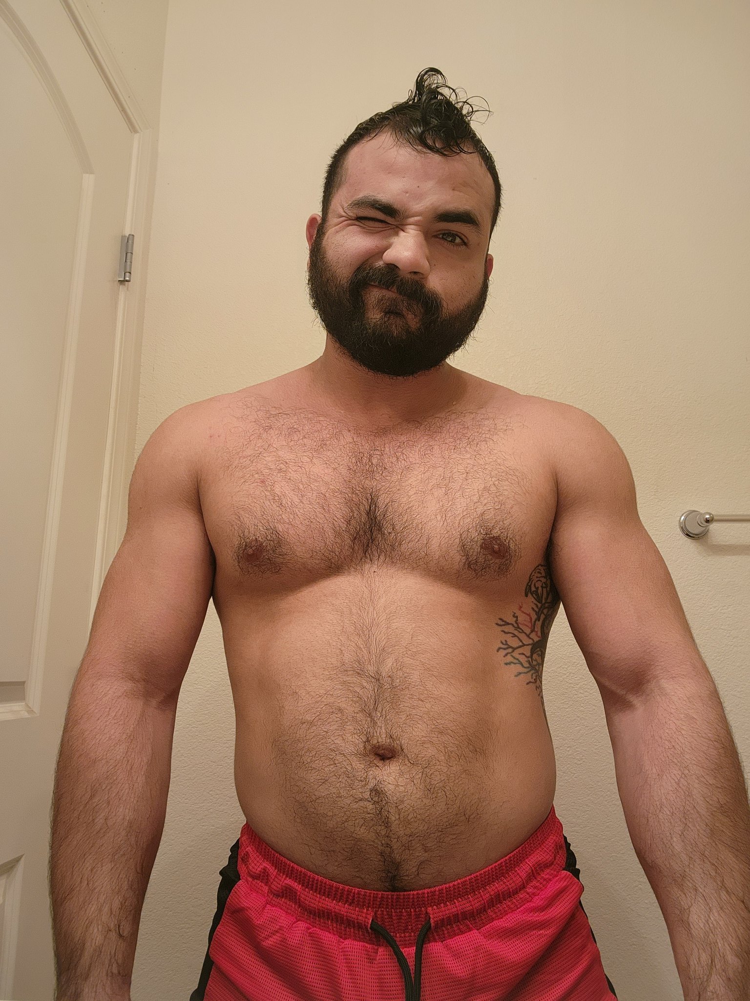 LorMat on X: The bloat is real #beef #beard #gay #cellblock13  t.convPZJtVq6D  X
