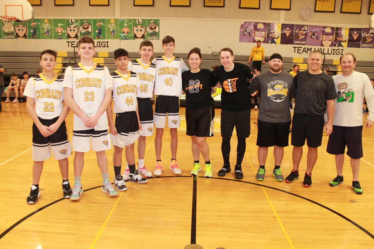 NorthPalosSD117's tweet photo. Conrady B-Bash a Huge Success
For those who like basketball, the recent Conrady B-Bash was the place to be and be seen. Teachers and staff participated in friendly - yet competitive - games against both the boys' and girls' eighth-grade basketball teams.#npd117 https://t.co/QOeiemiBI1