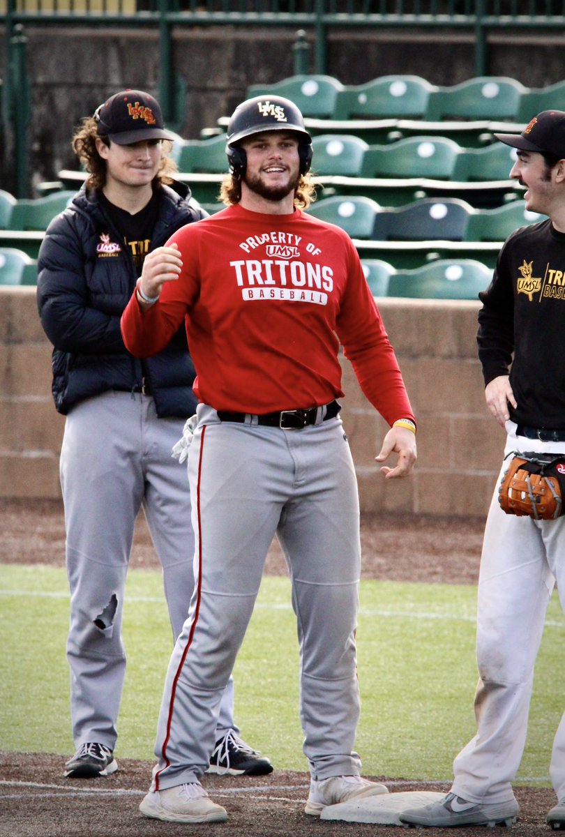 UMSL Baseball tweet media