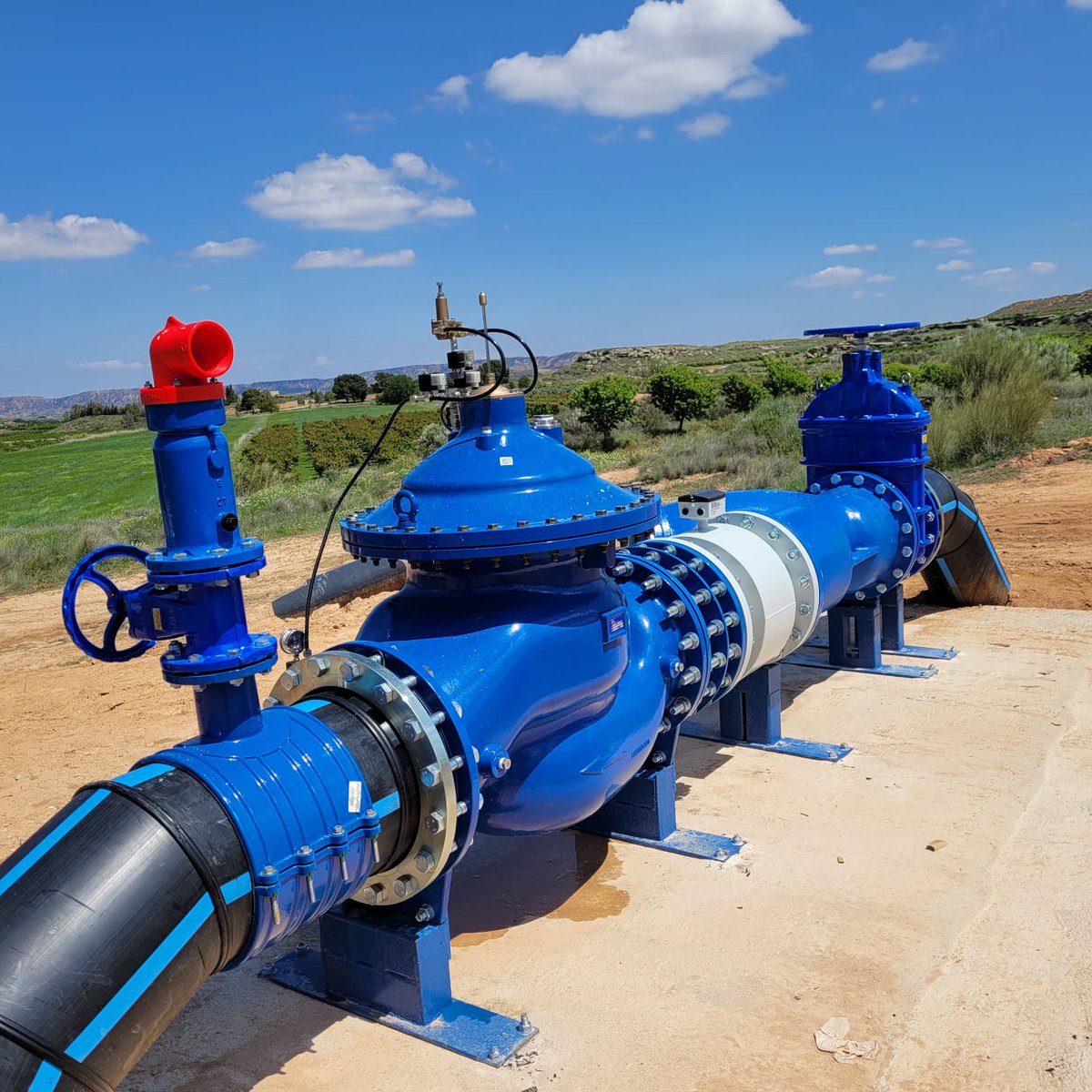 RegaberSA's tweet photo. 💡 Instalación: Controlador Cóndor, Válvula hidráulica S 300 16"   Caudalímetro Electromagnético 16", Ventosa trifuncional D-043 4", valvulería #Gaer.

⬇️ ¿Quieres saber más?
https://t.co/DMDLhC0kDX

#regaber #riegointeligente https://t.co/r8WWzqns4x