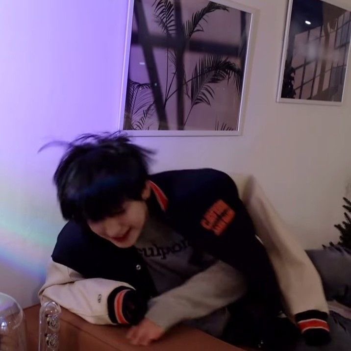 •_update01 : gising na gising pa siya eh

> to : @chzmosan <