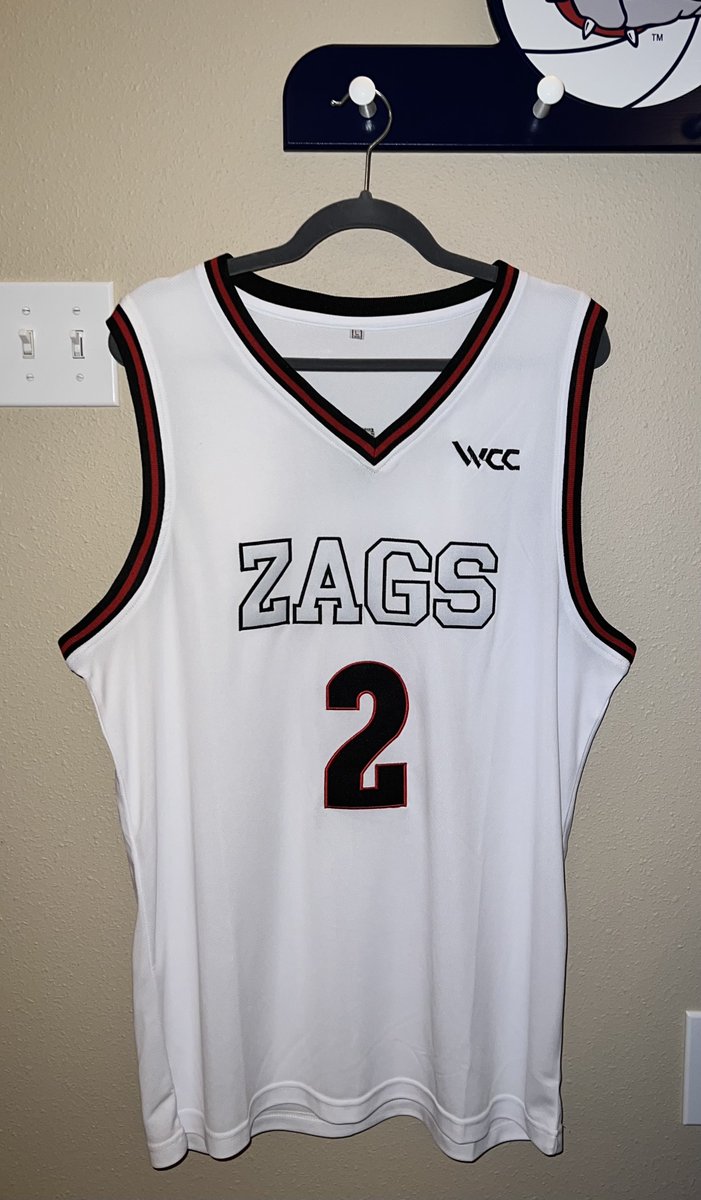 ZagsChick 🏀 tweet media