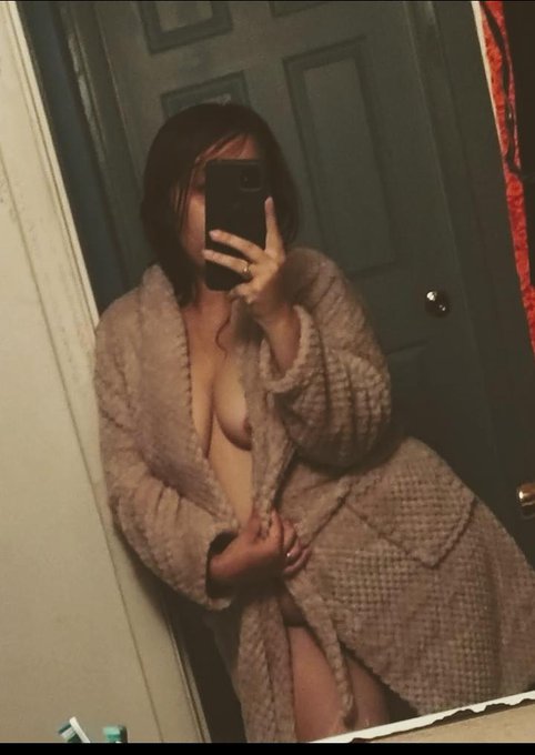 Just out the shower 😜  https://t.co/LbJCujc03r #onlyfansbabe #onlyfanslatinas #onlyfansmodel #latina<a href="/tag/onlyfansbabe"class="tags">#onlyfansbabe</a><a href="/tag/latina"class="tags"><span>#latina</span></a><a href="/tag/robe"class="tags"><span>#robe</span></a><a href="/tag/onlyfansmodel"class="tags"><span>#onlyfansmodel</span></a><a href="/tag/onlyfanslatinas"class="tags"><span>#onlyfanslatinas</span></a>