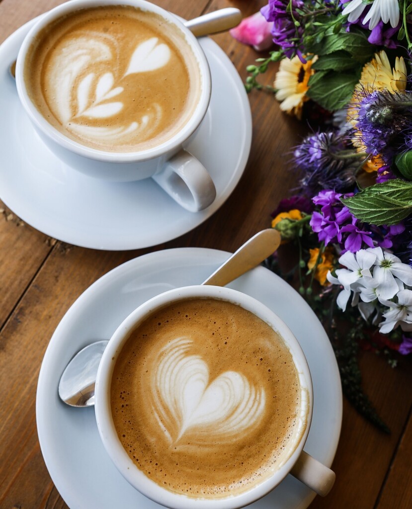 your_fabwedding's tweet photo. FREE CONSULTATION⁠
⁠
Choosing your wedding planner is a big decision.  You need to spend some time researching your options.  But it's always a good idea to meet up with potential planners.⁠
⁠
You can get a pretty good feel for planners from their we… https://t.co/GFgQwk9nGh https://t.co/fd8bz9neKs