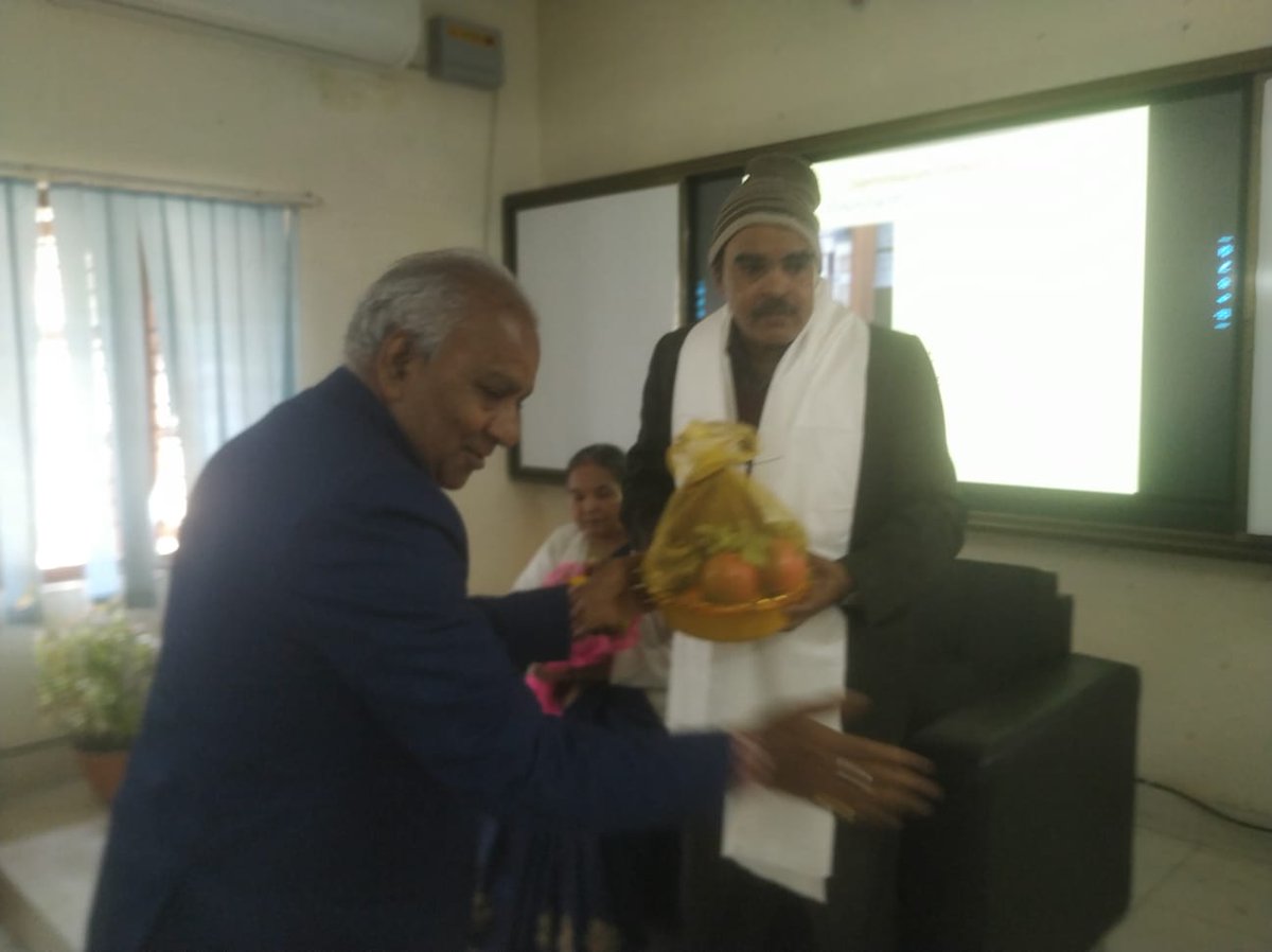 dlisbhu's tweet photo. Glimpses of the Superannuation Ceremony of Prof. H. N. Prasad https://t.co/HxD8ZqOsLr