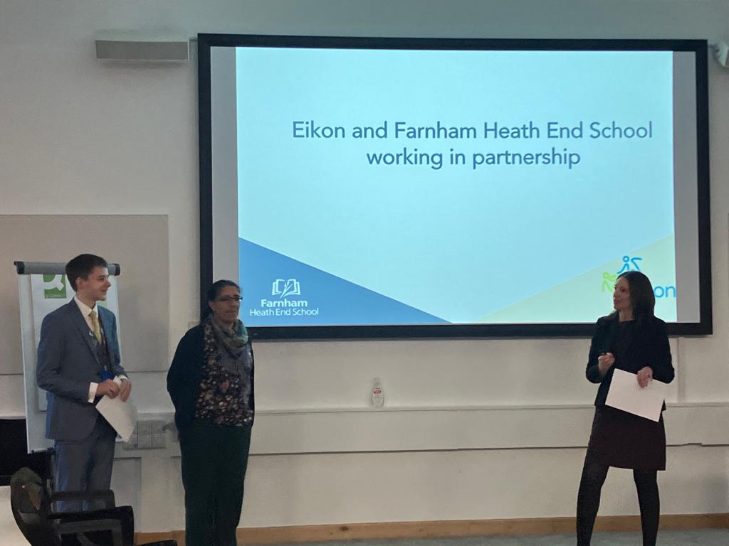 Today, alongside @mehmoodsamena from @EikonCharity and Mrs Snedden from @TeamFHES, I presented at @UKYouth's #ThrivingMinds residential at @warwickuni. I spoke about my role within the school, as well as my story as a young carer. (1/2)