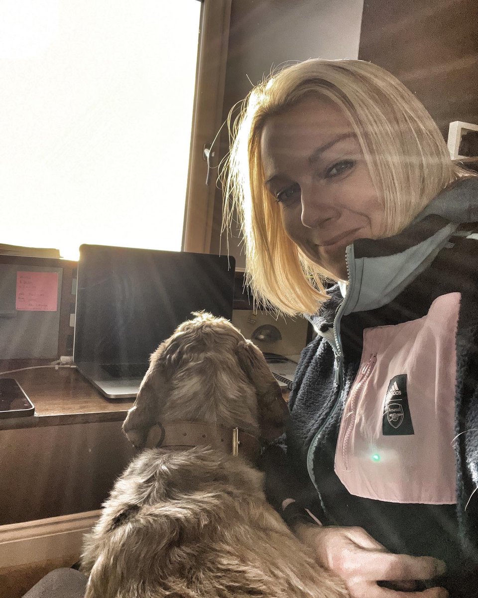 Sports_EmmaD's tweet photo. Anyone else have an office assistant who’s more of a distraction than a help?! 🐶😂
#cockerspaniel #myboy #dog #cockerspanielworld #officedog https://t.co/mw5kQ60Wjr
