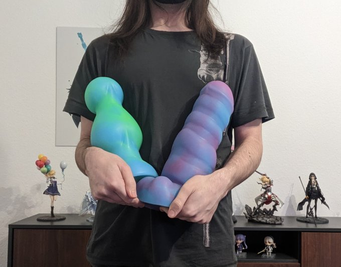 Thanks for voting for my new toy. I was greedy and got both though 😋 https://t.co/9hfioQRbKl