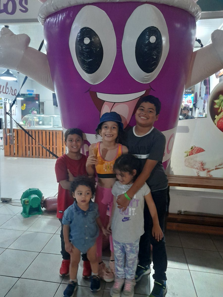 tejadahermanos's tweet photo. Open paleta @lamichoacanapty 😄 https://t.co/AwrGZjSkFx