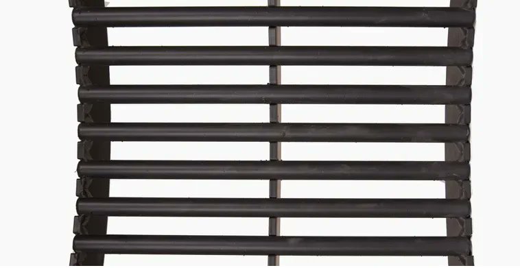 Our Round bar concave is a versatile modular concave. It can be used in both the first/second position and offers full separation. This particular concave is great for corn, sunflower and beans.
View all of our concaves here: buff.ly/3ocsGY8 
#concaves #AgTwitter