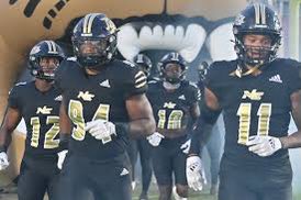 Kennethyates42's tweet image. After talking to @coachcannon97 I will be committing to @NEMCCTigers 1000% committed ⚫️🟡🐅 What’s A Dog To A Tiger‼️#LetWork💪🏿💪🏿💪🏿