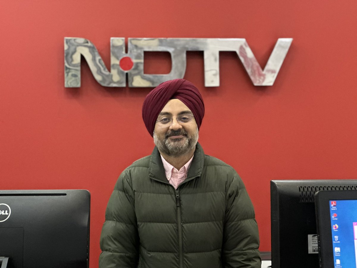 You and I have memories. Longer than the road that stretches out ahead. 

23 years and some change. Time to say goodbye. Thank you <a href="/ndtv/">NDTV</a>.
