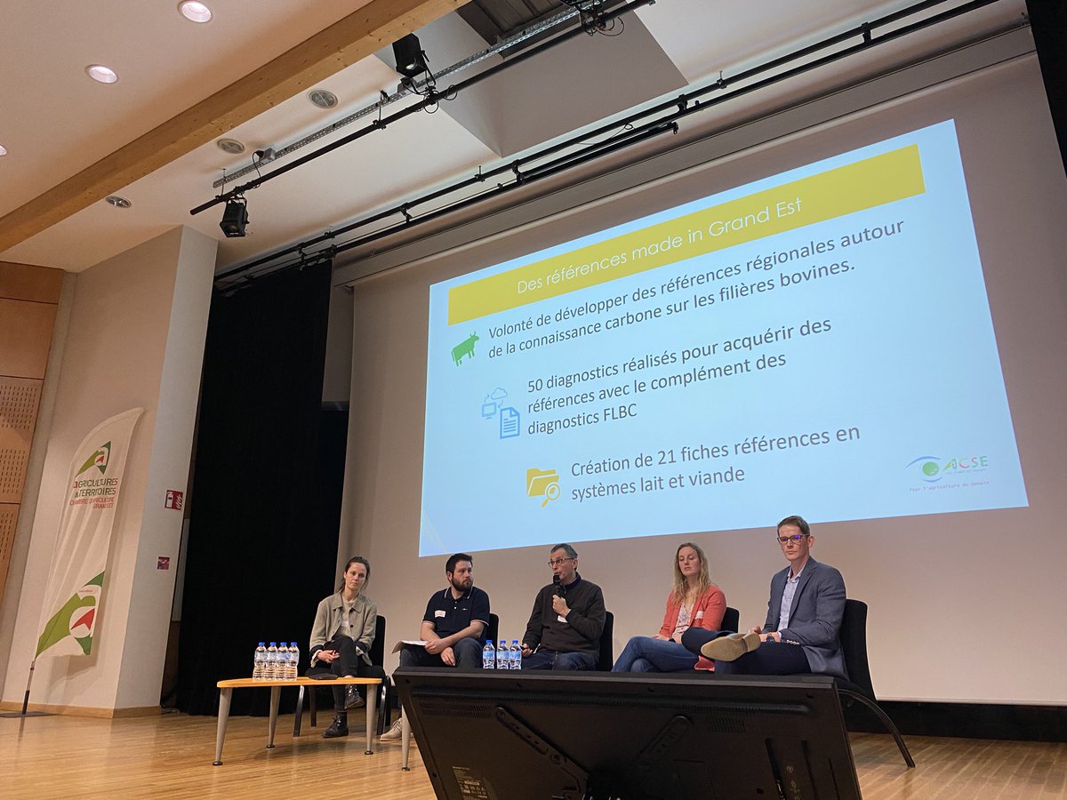 [Colloque ACSE]
Des références régionales en #élevage, une multi-compétences au service de l’accompagnement des #agriculteurs et un chemin à poursuivre pour étendre les #références à plus de filières, renforcer l’accès aux diagnostics et renforcer l’accompagnement Bas #Carbone 🌱