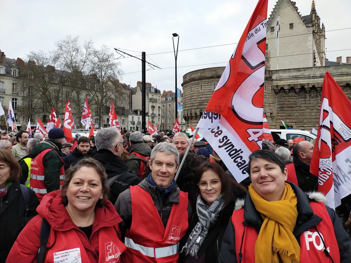 Nice, Nantes, Verdun…
Des centaines de milliers de manifestants dans les rues partout en France pour dire NON à la retraite à 64 ans !
Ensemble on peut gagner et faire reculer ce gouvernement !