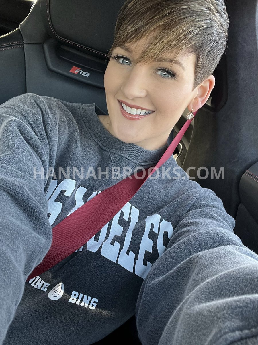 slave graham (21+) on Twitter: "RT @HannahBrooks25: Heading off shopping for my Las Vegas trip 😝